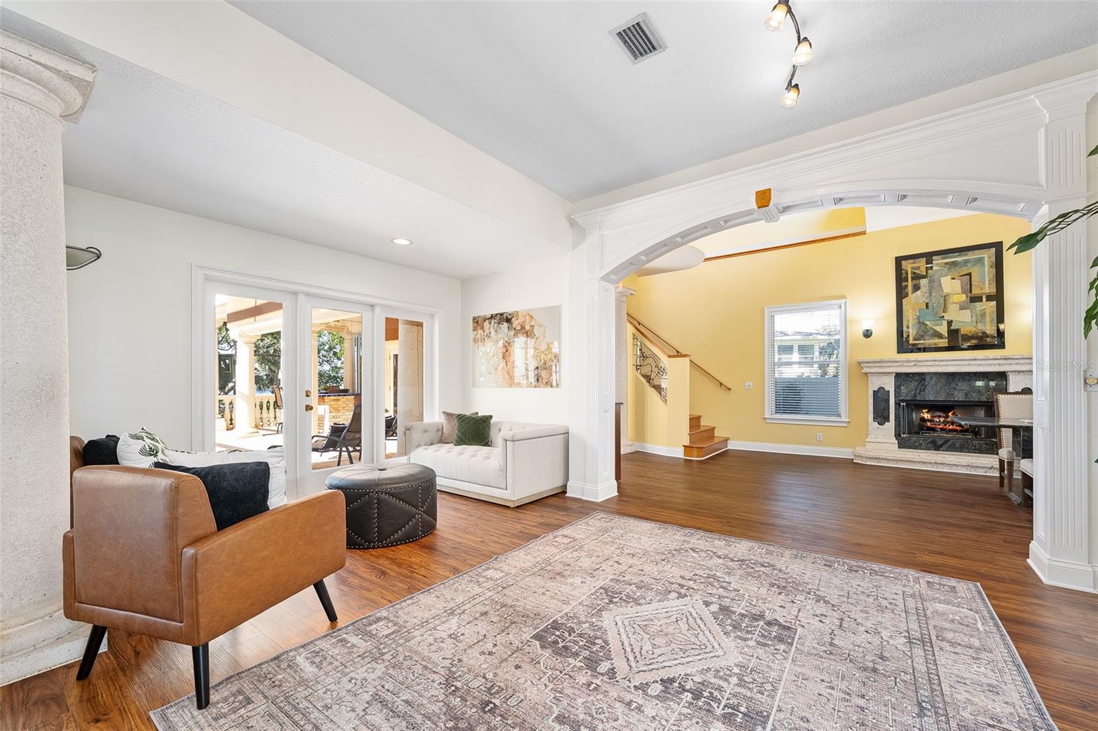 ROBBINS - Residential