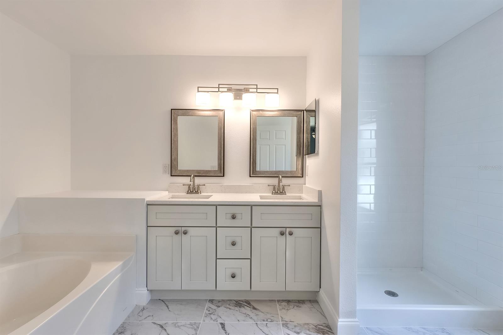 Aqua Golf - Residential