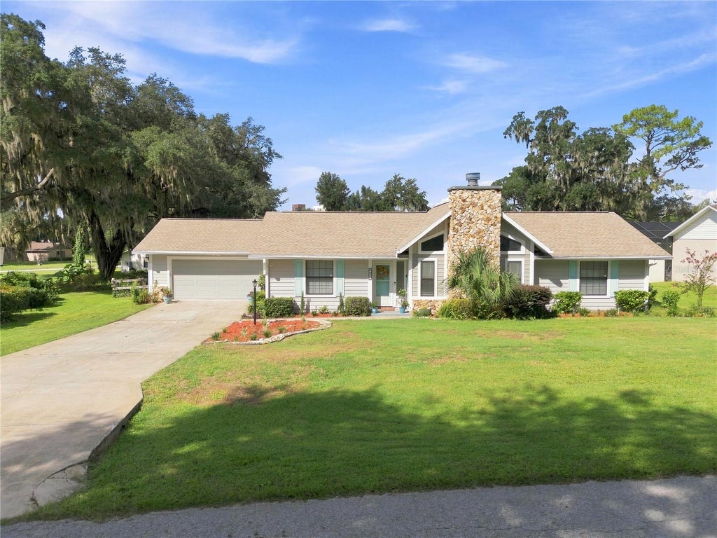 Photo of 4572 SW 44th Court, Ocala, FL 34474 (MLS # O6440643)