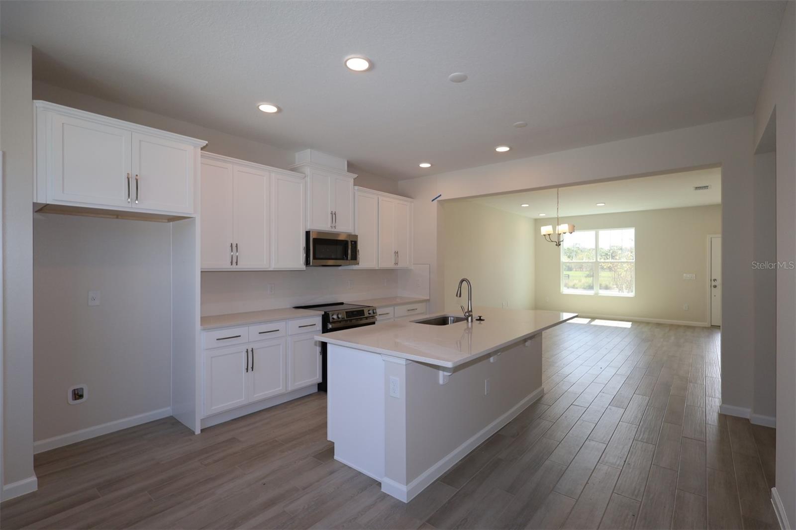 5204 CENTER LAKE RANCH BOULEVARD