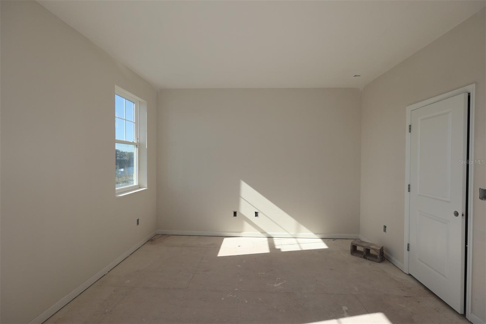 CENTER LAKE ON THE PARK - Residential