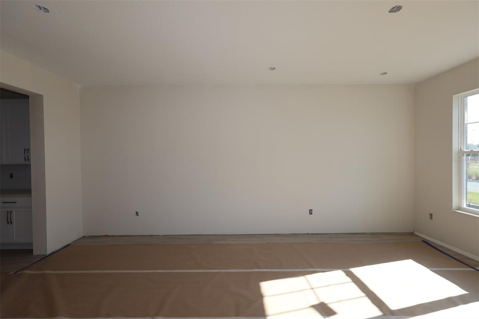 CENTER LAKE ON THE PARK - Residential