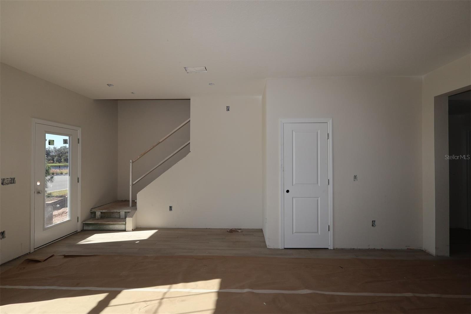 CENTER LAKE ON THE PARK - Residential