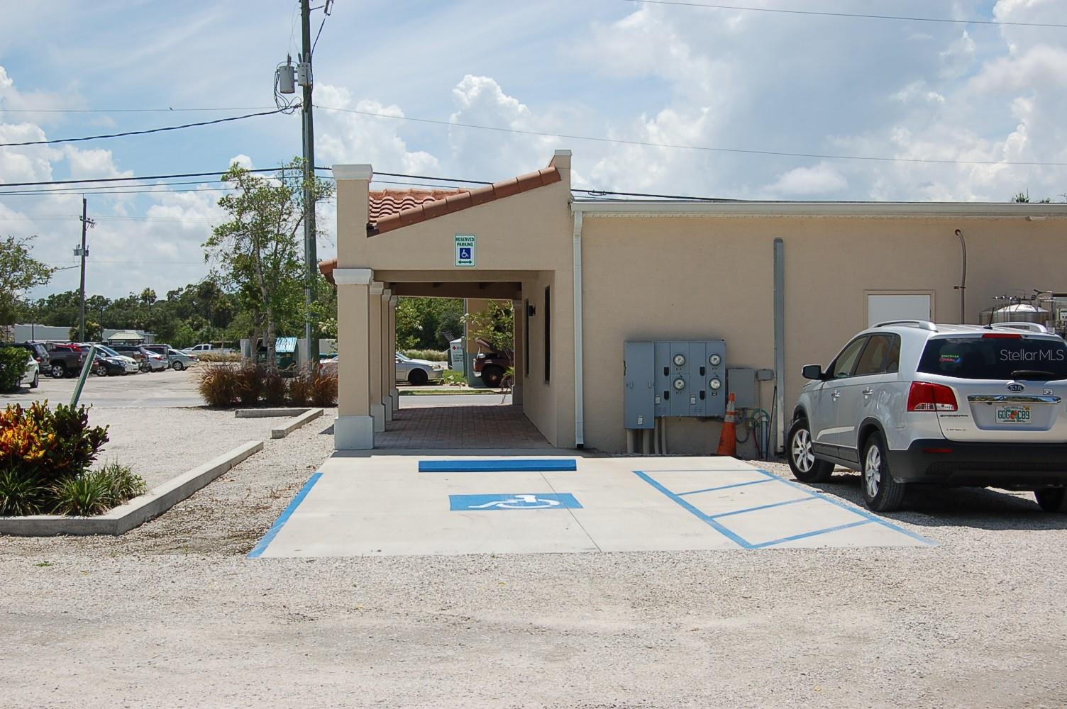 Lowds V New Smyrna - Commercial Lease