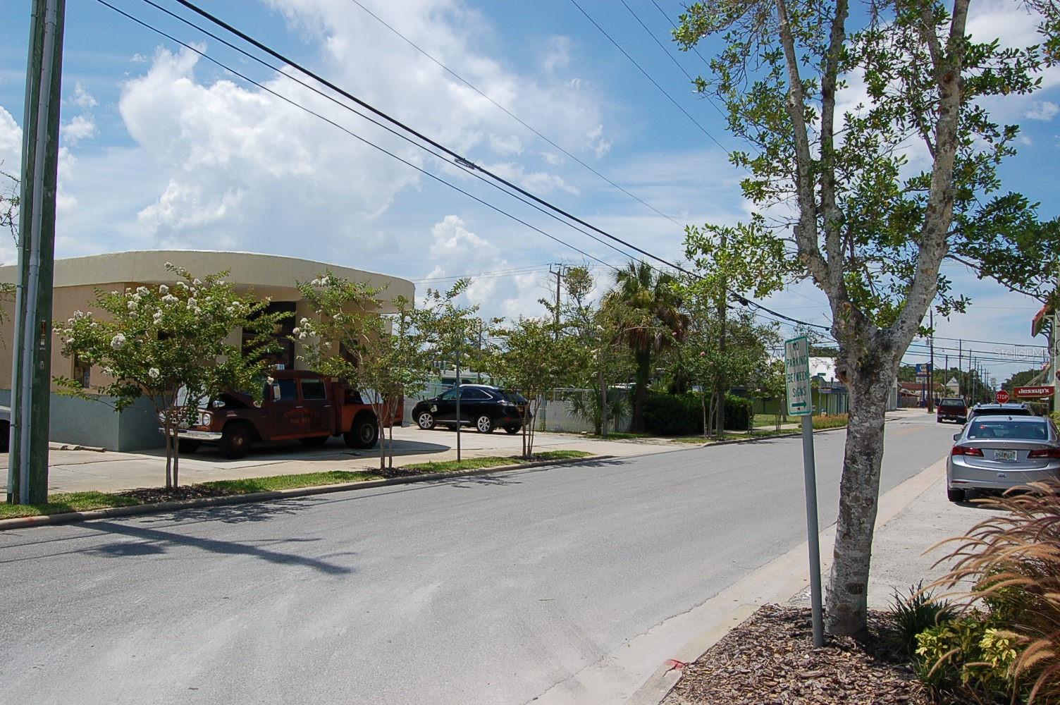Lowds V New Smyrna - Commercial Lease