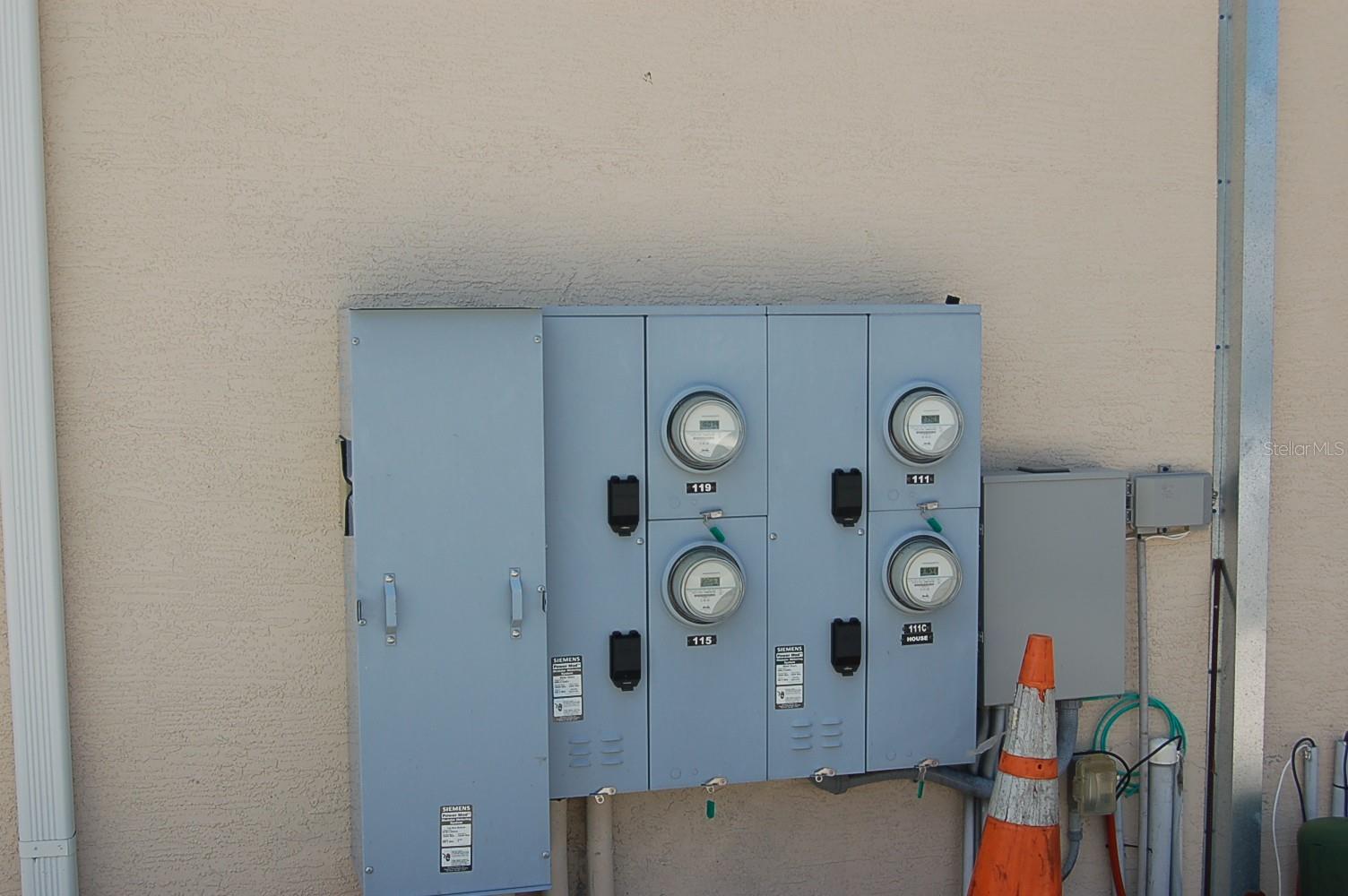 Lowds V New Smyrna - Commercial Lease