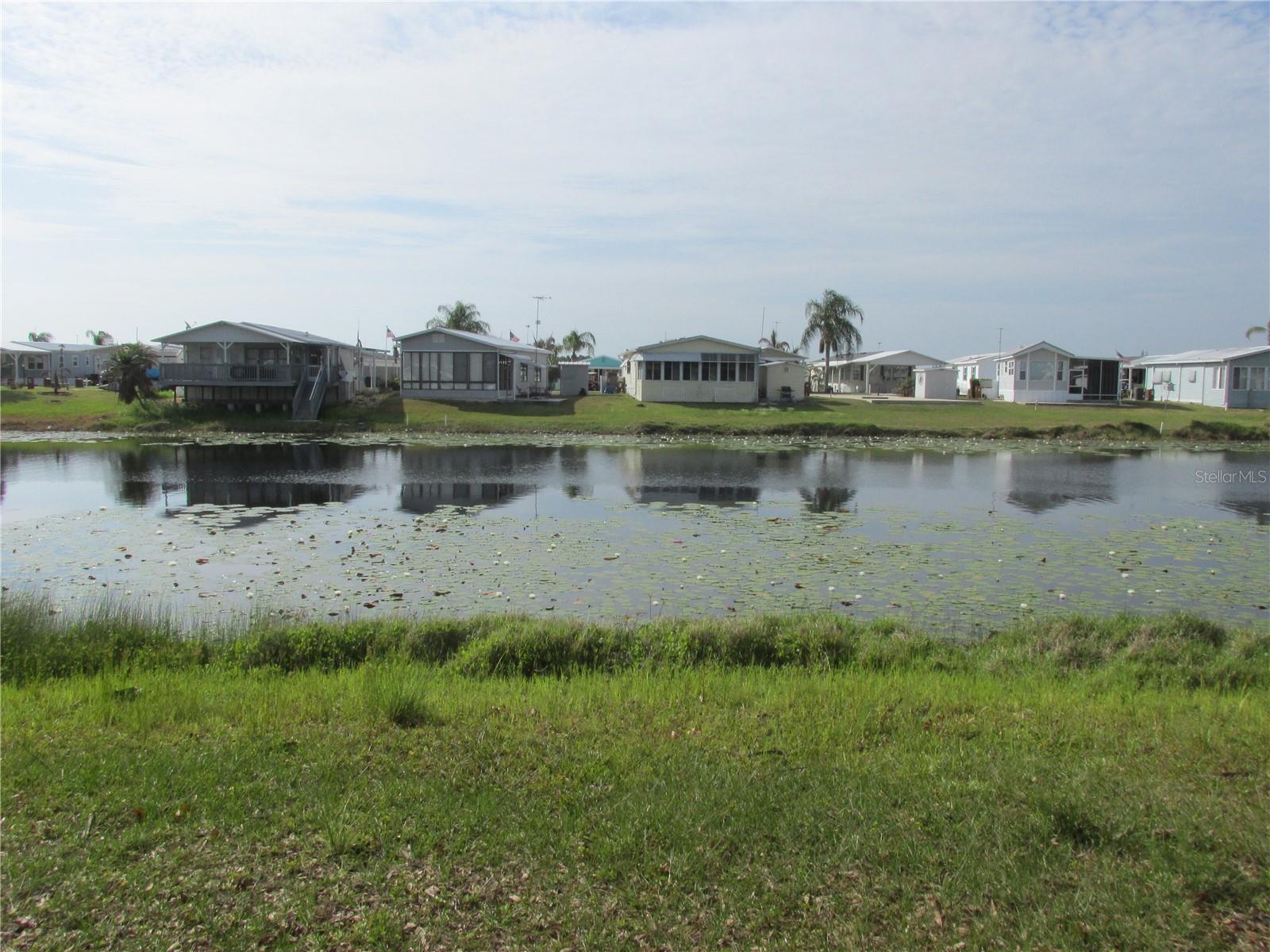 SADDLEBAG LAKE - Land