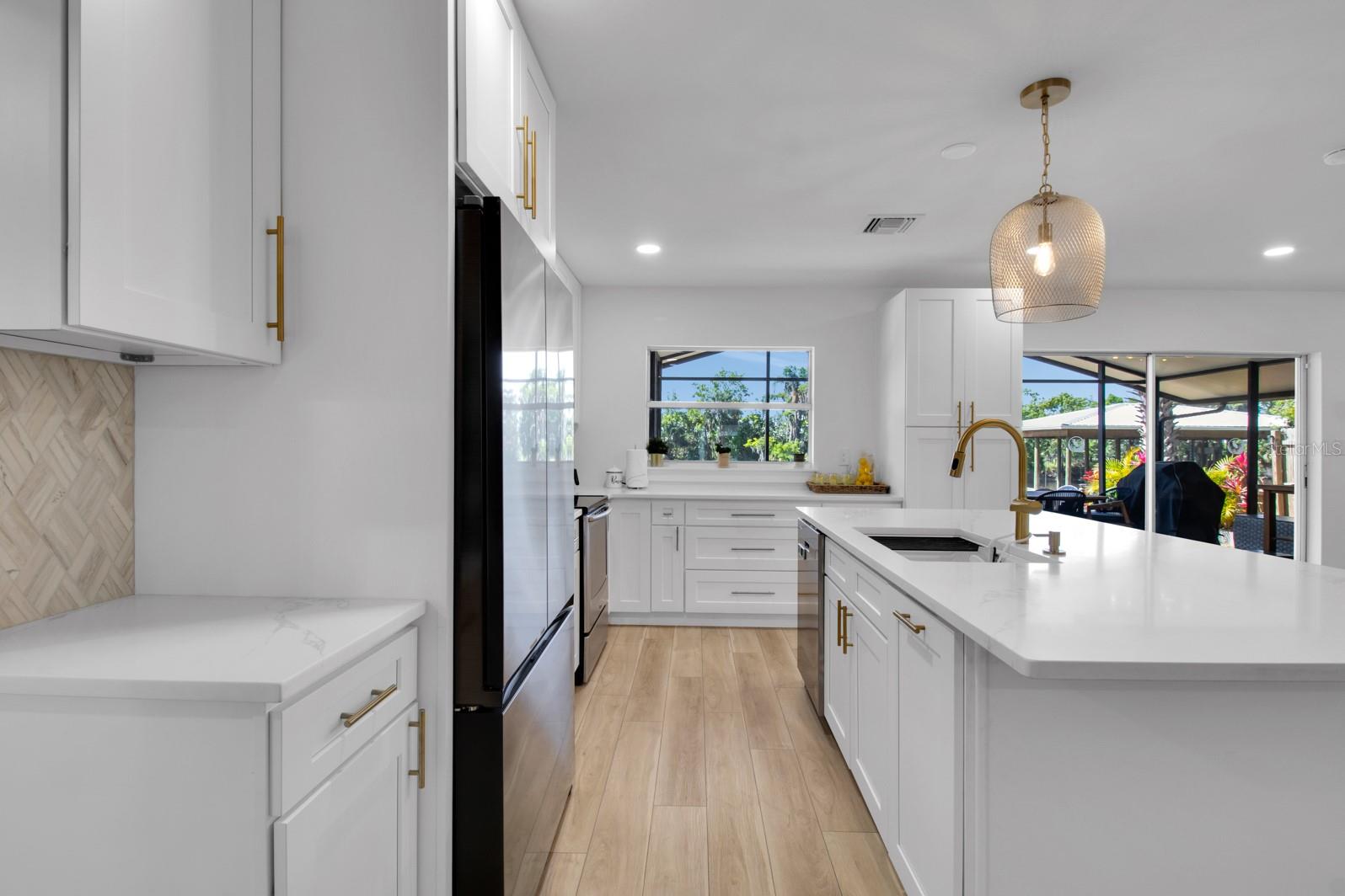 LEMON BLUFF 2ND ADD - Residential