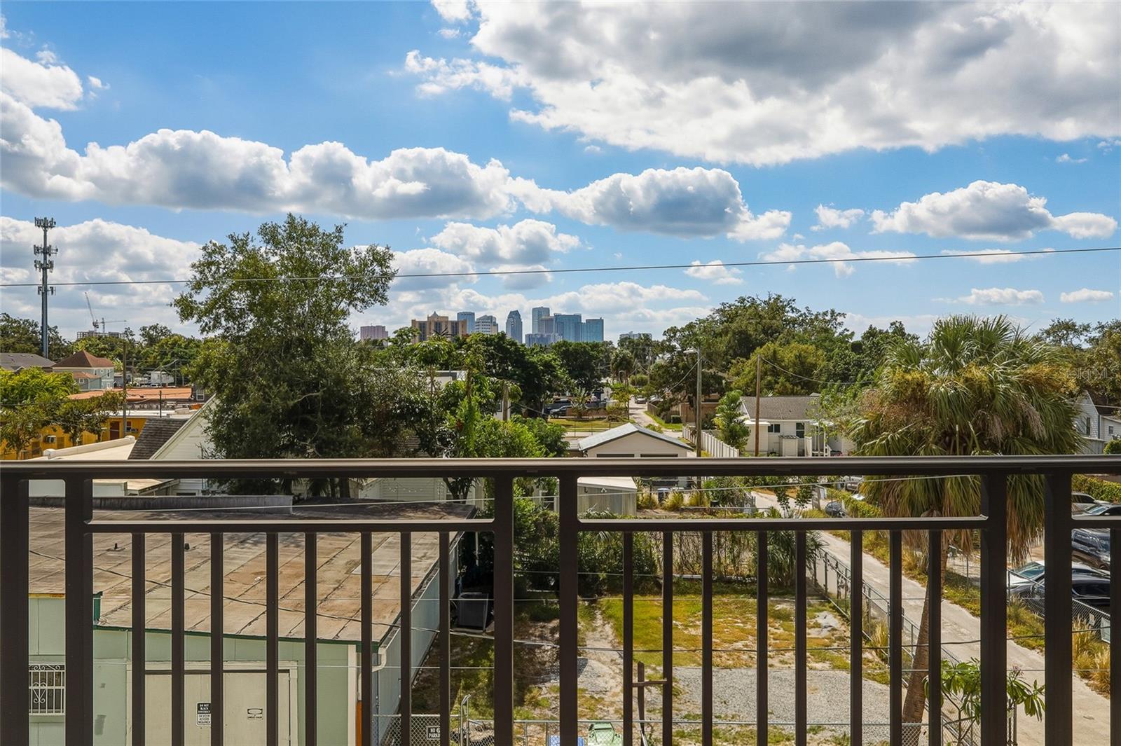 120 E GLADYS STREET 4