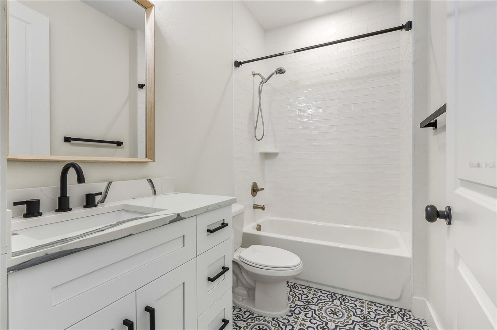 WILLOW TERRACE TWNHMS 8 - Residential