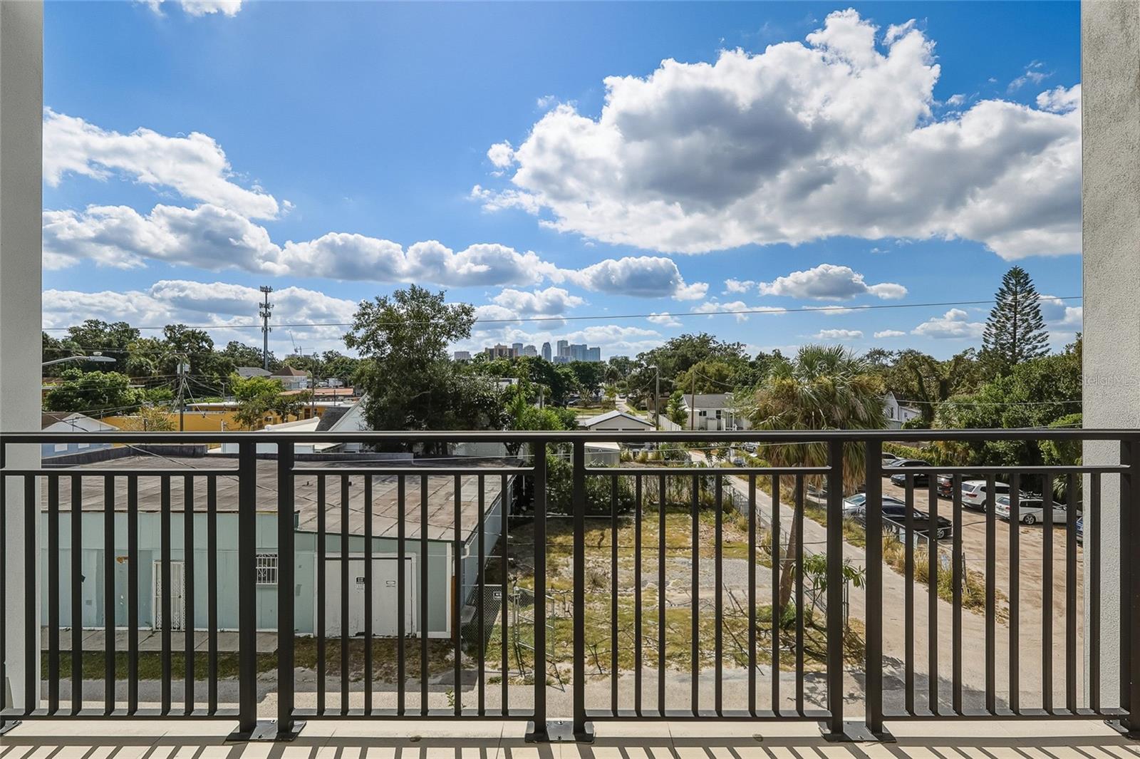 WILLOW TERRACE TWNHMS 8 - Residential