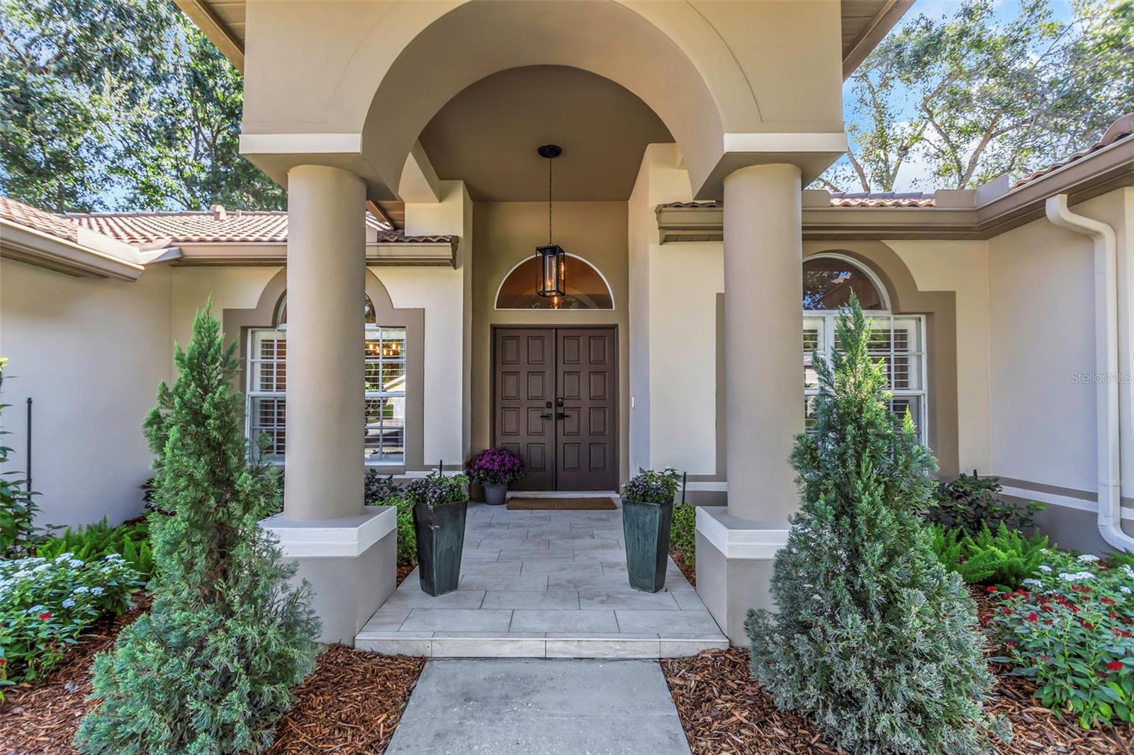 1115 KINGS WAY LANE