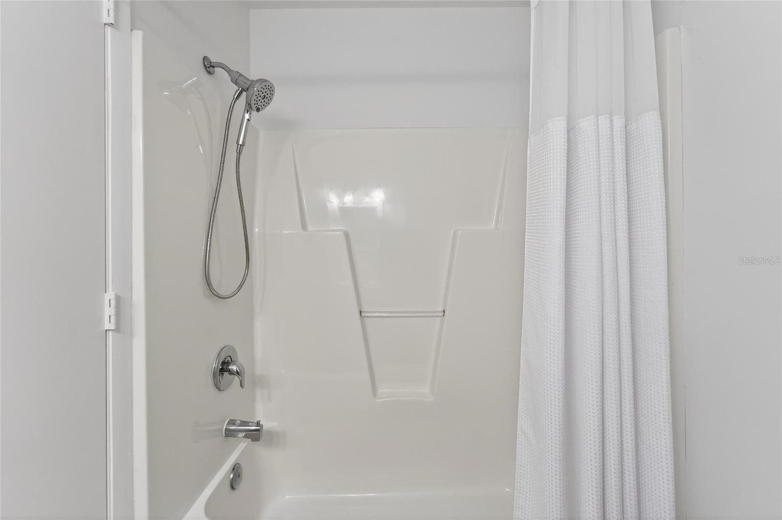 CLUBHOUSE ESTATES OF COUNTRYSIDE - Residential