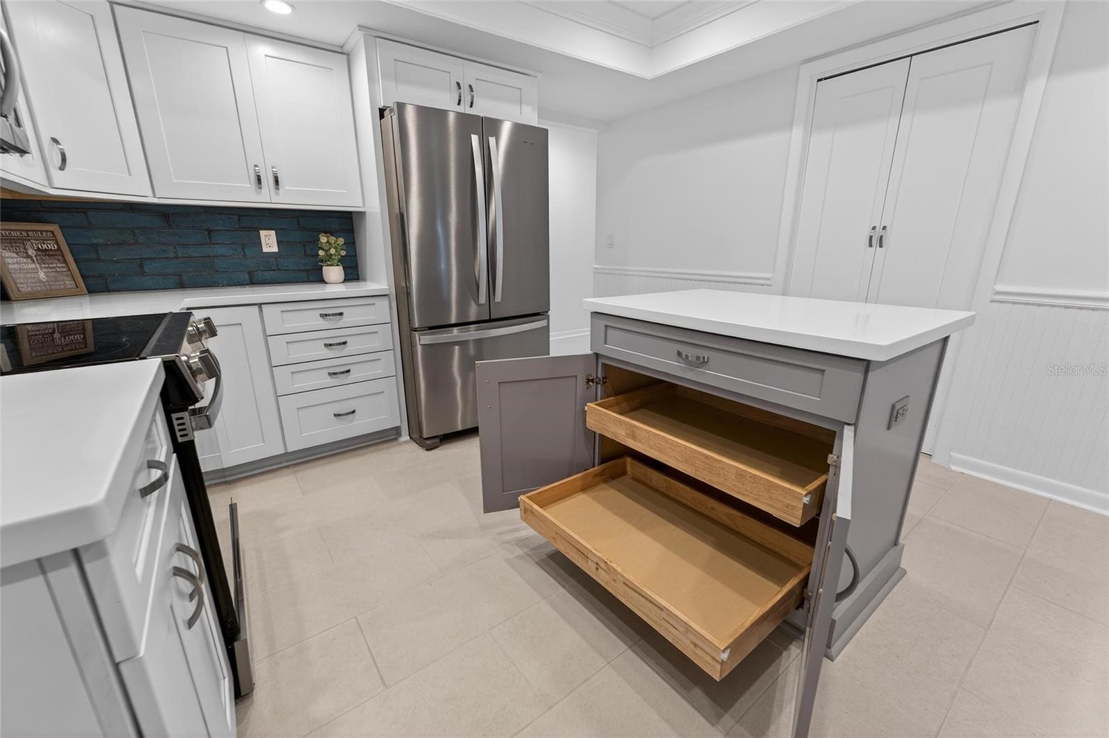 CLUBHOUSE ESTATES OF COUNTRYSIDE - Residential