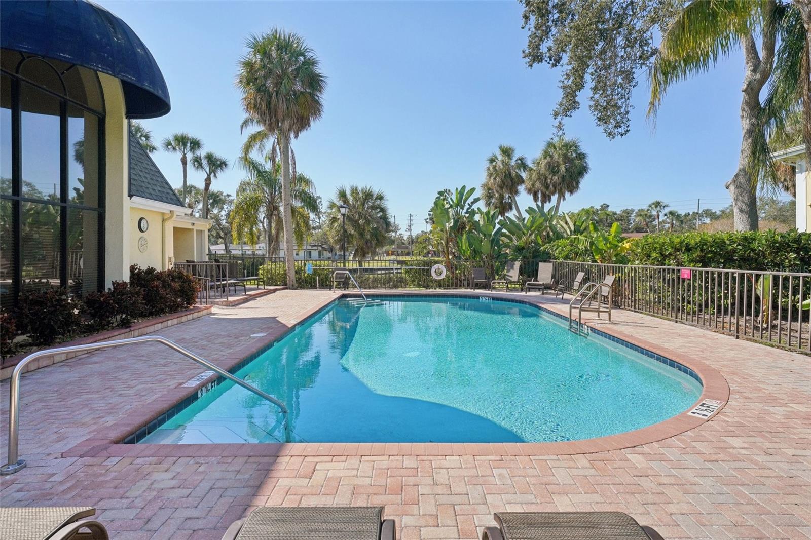 ARBOR GROVE CONDO - Residential