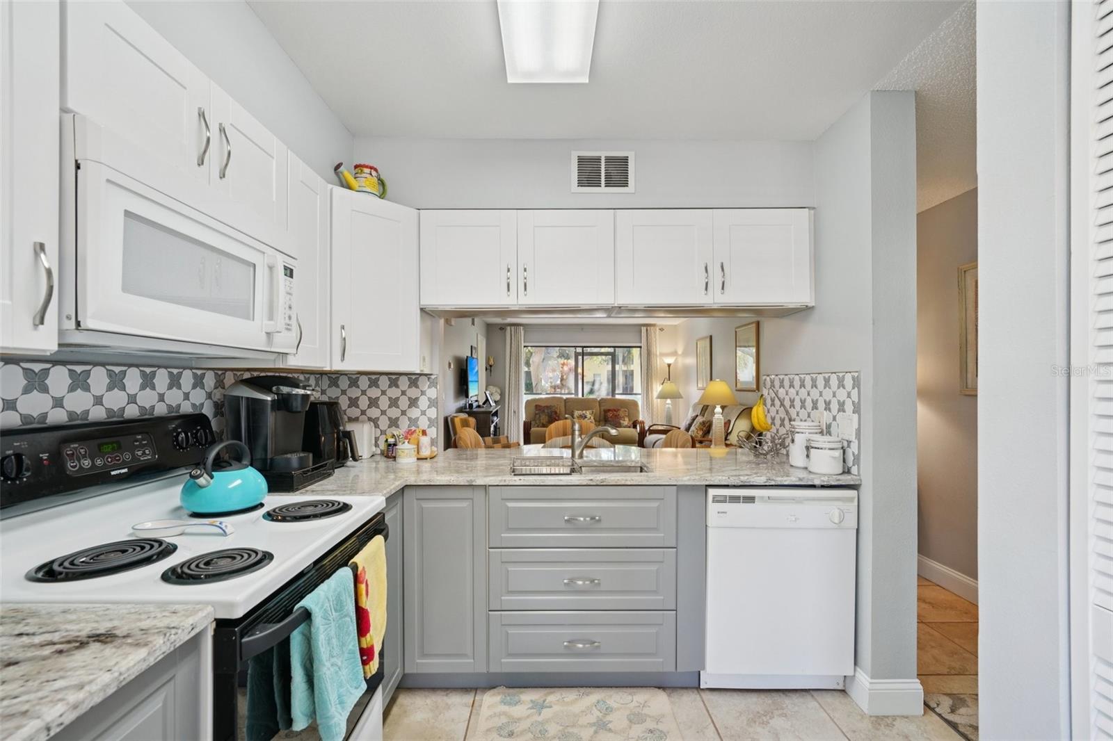 ARBOR GROVE CONDO - Residential