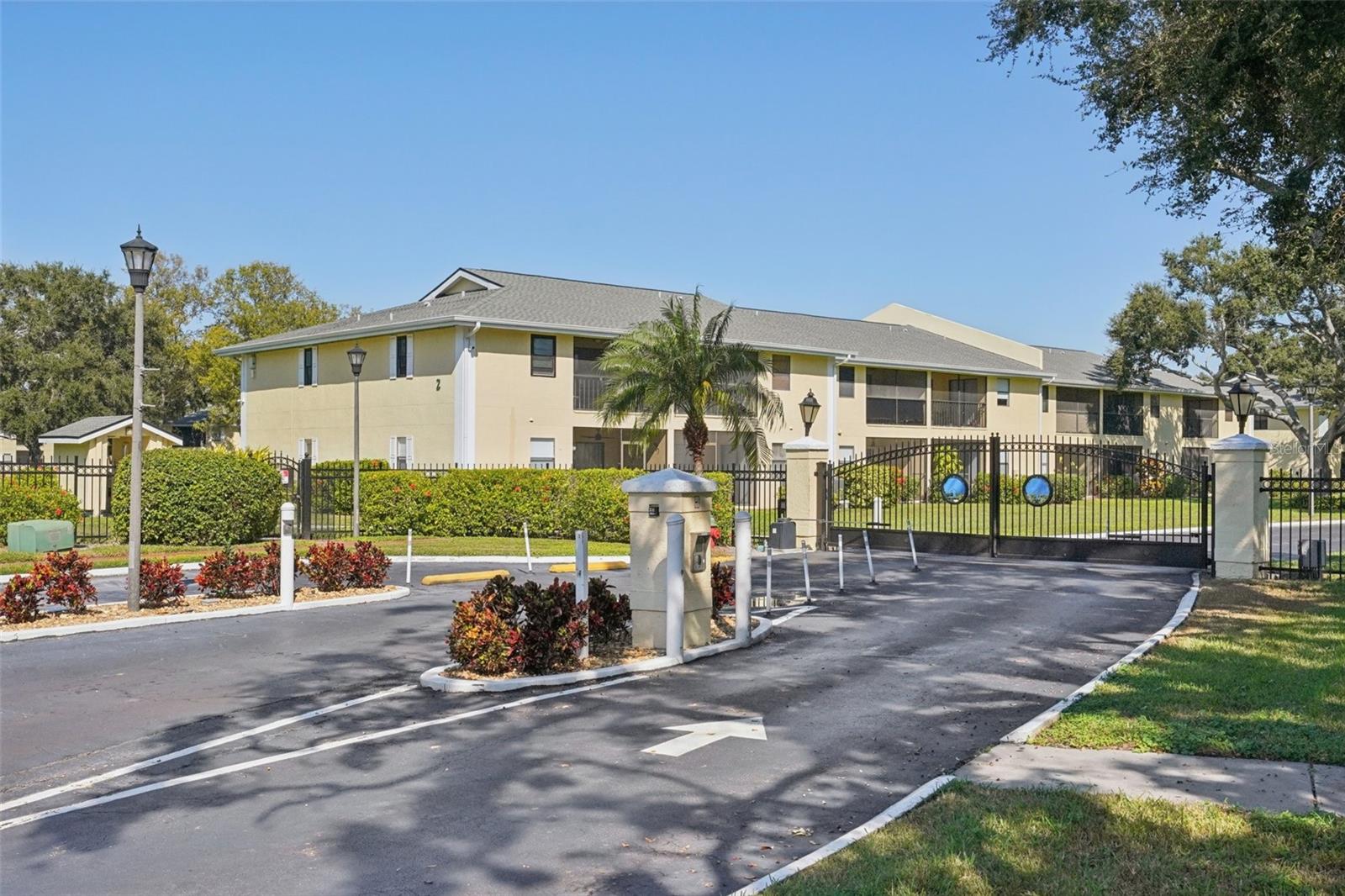 ARBOR GROVE CONDO - Residential