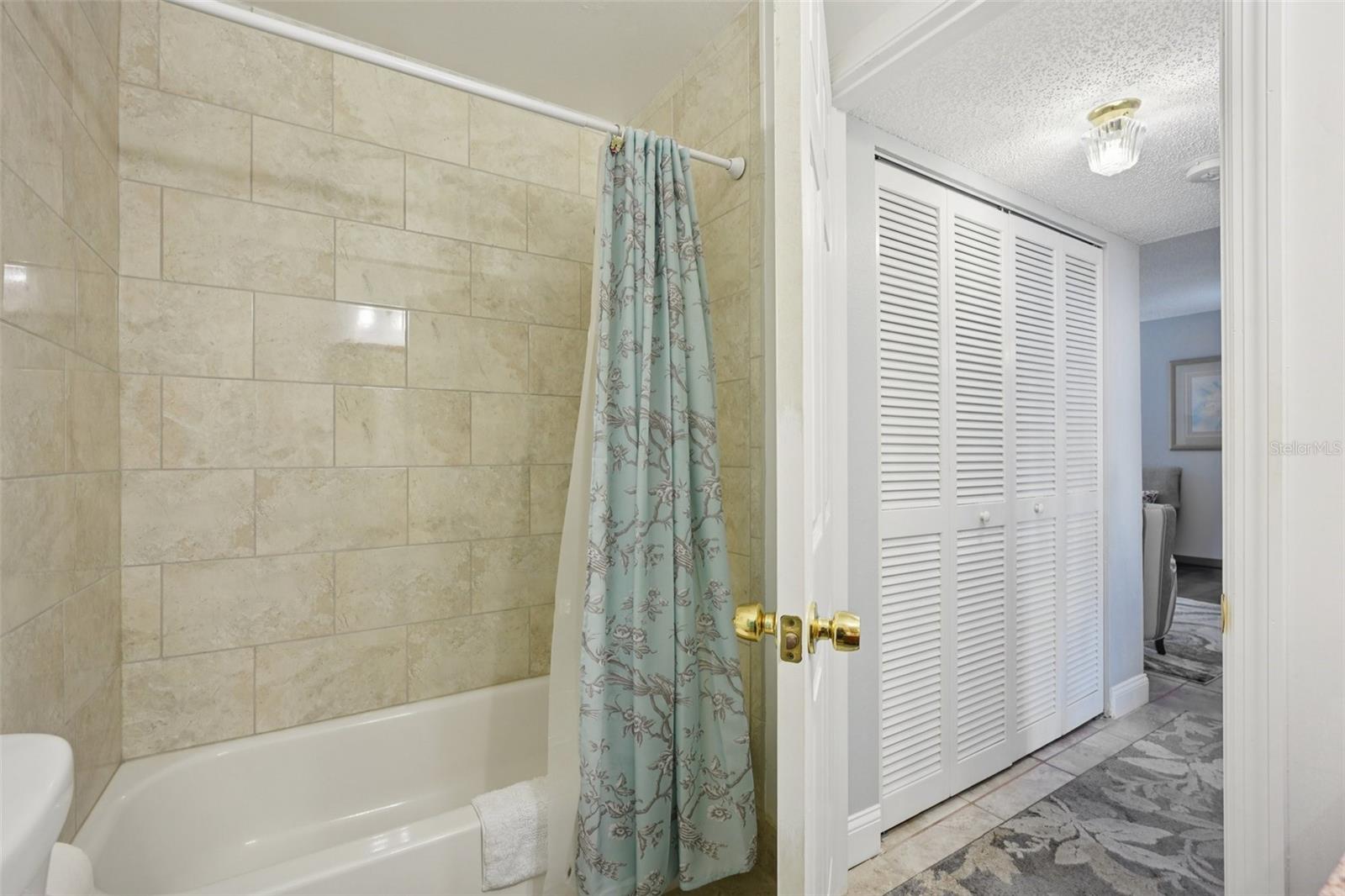 ARBOR GROVE CONDO - Residential