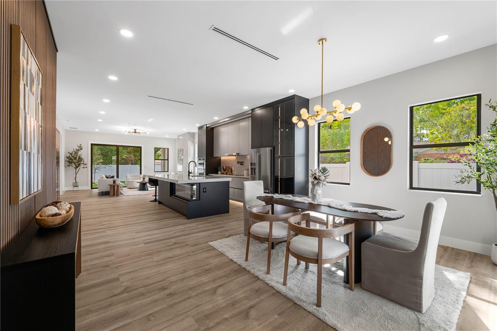 MAC FARLANE PARK - Residential