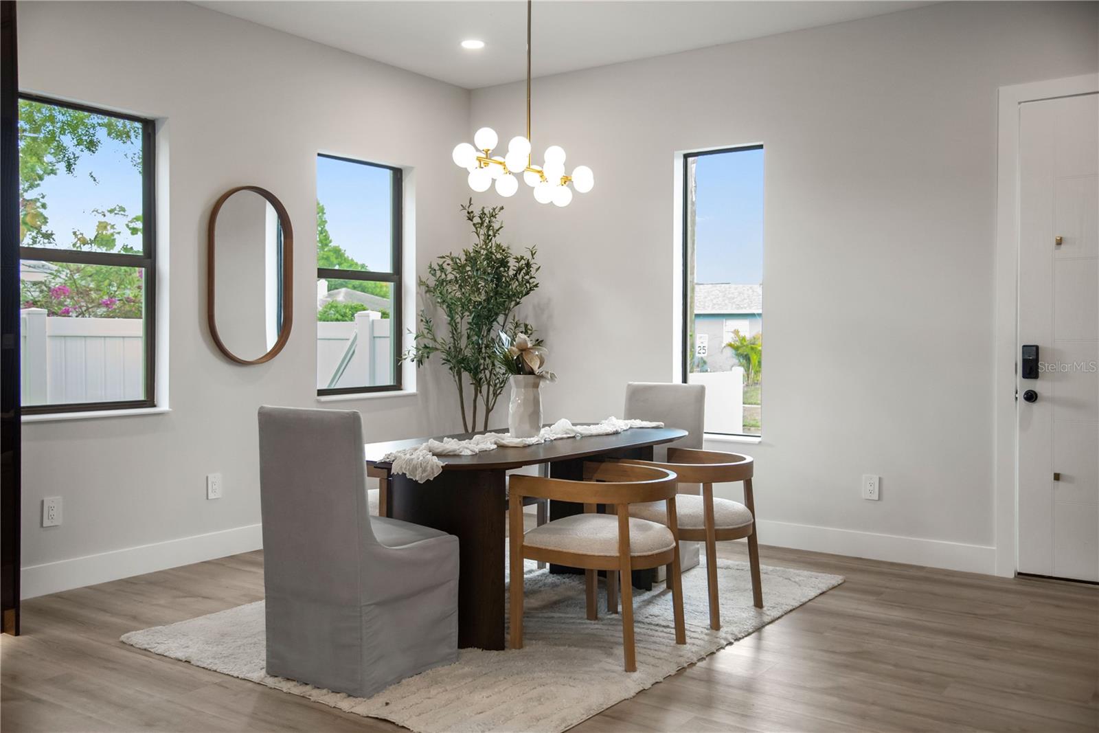 MAC FARLANE PARK - Residential