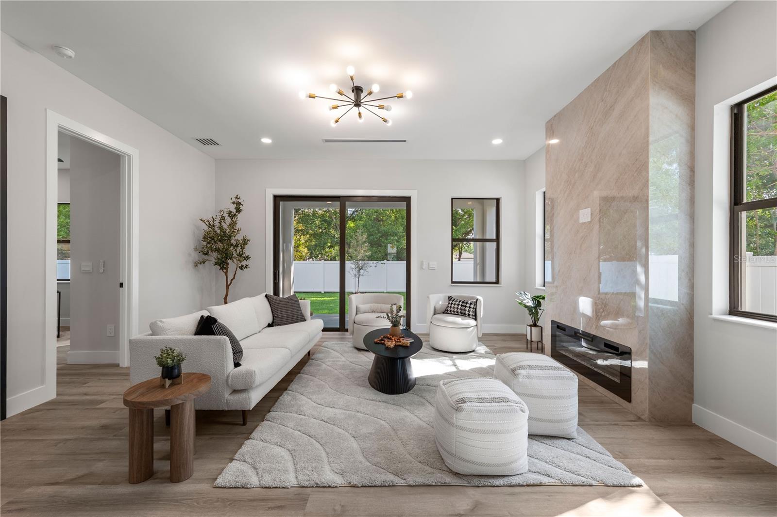 MAC FARLANE PARK - Residential