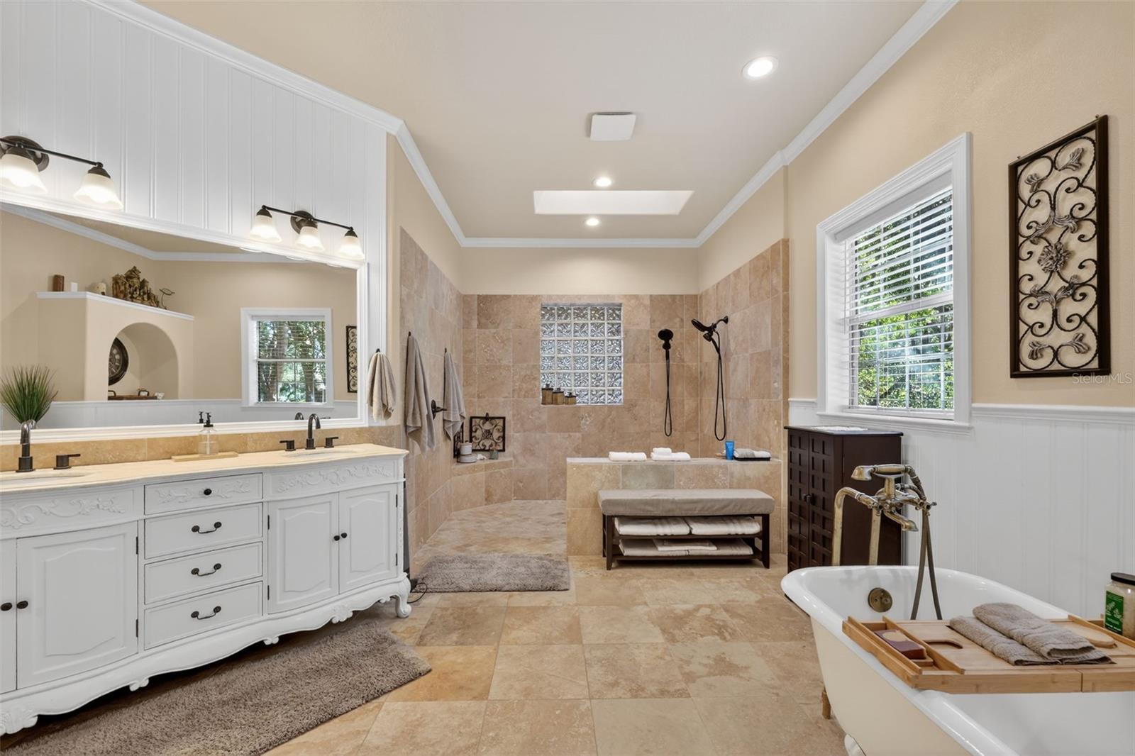 YE LITTLE WOOD - Residential