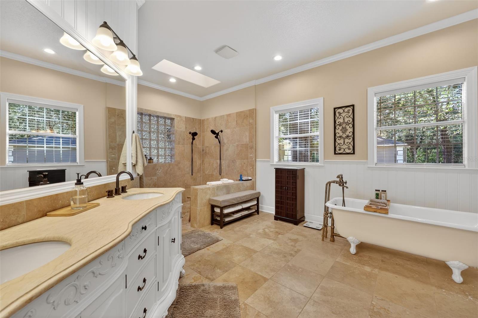 YE LITTLE WOOD - Residential