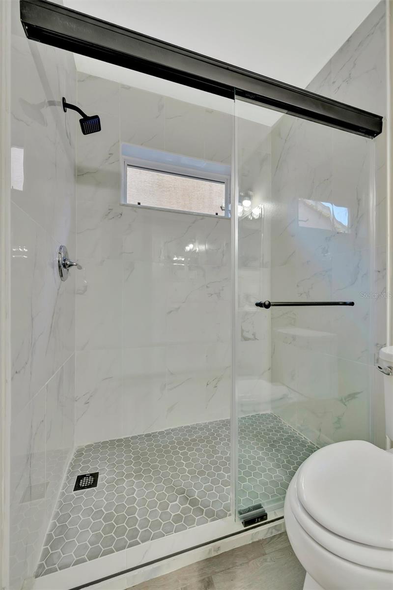 SHELDON CHASE - Residential