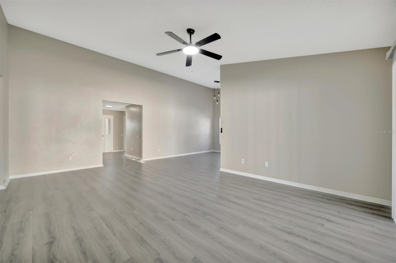 SHELDON CHASE - Residential