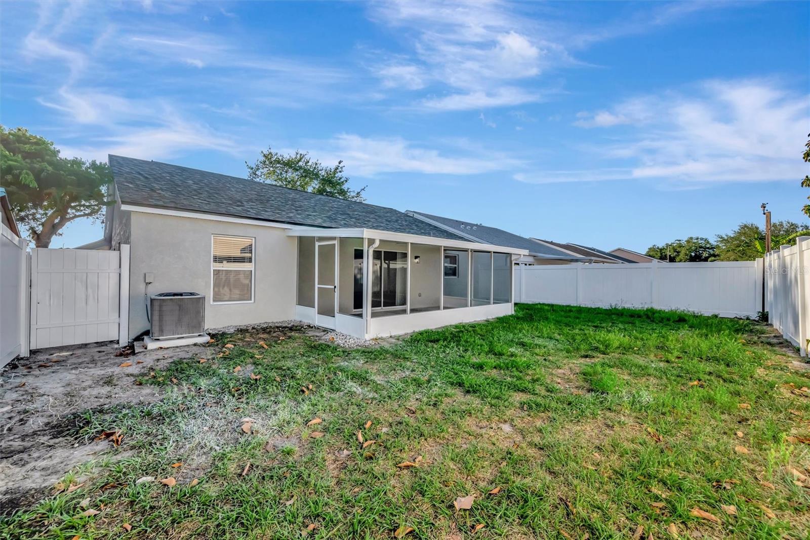 SHELDON CHASE - Residential