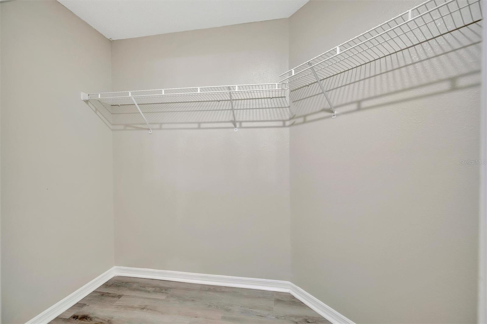 SHELDON CHASE - Residential