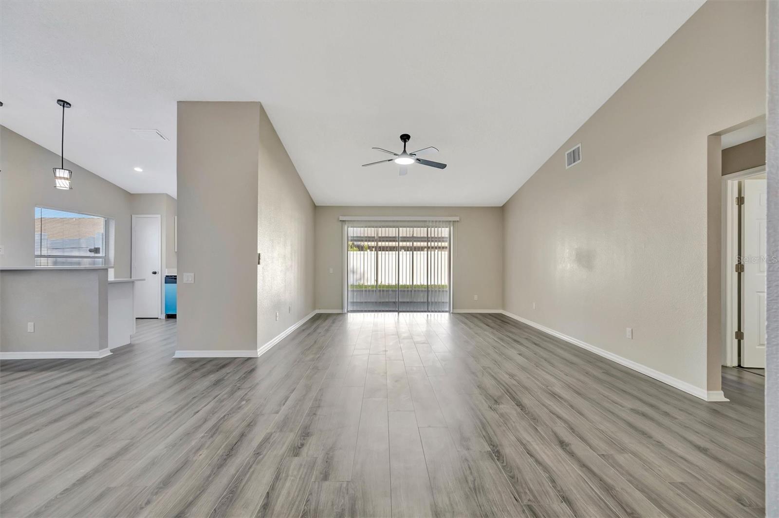 SHELDON CHASE - Residential