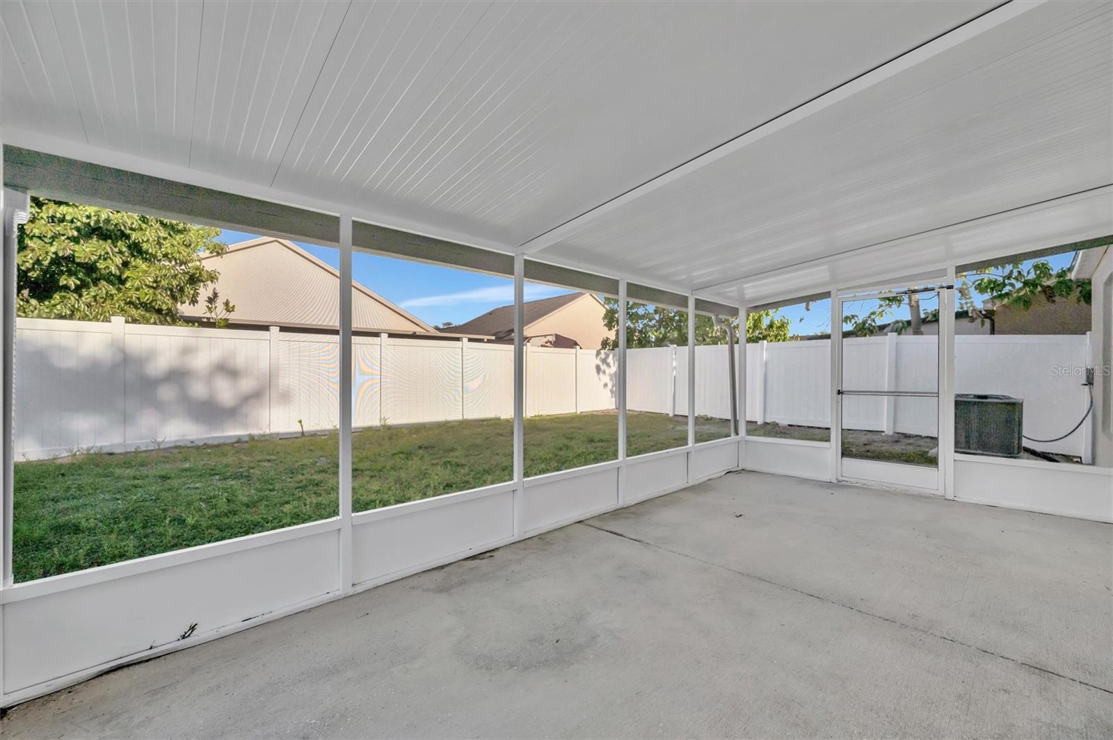 SHELDON CHASE - Residential