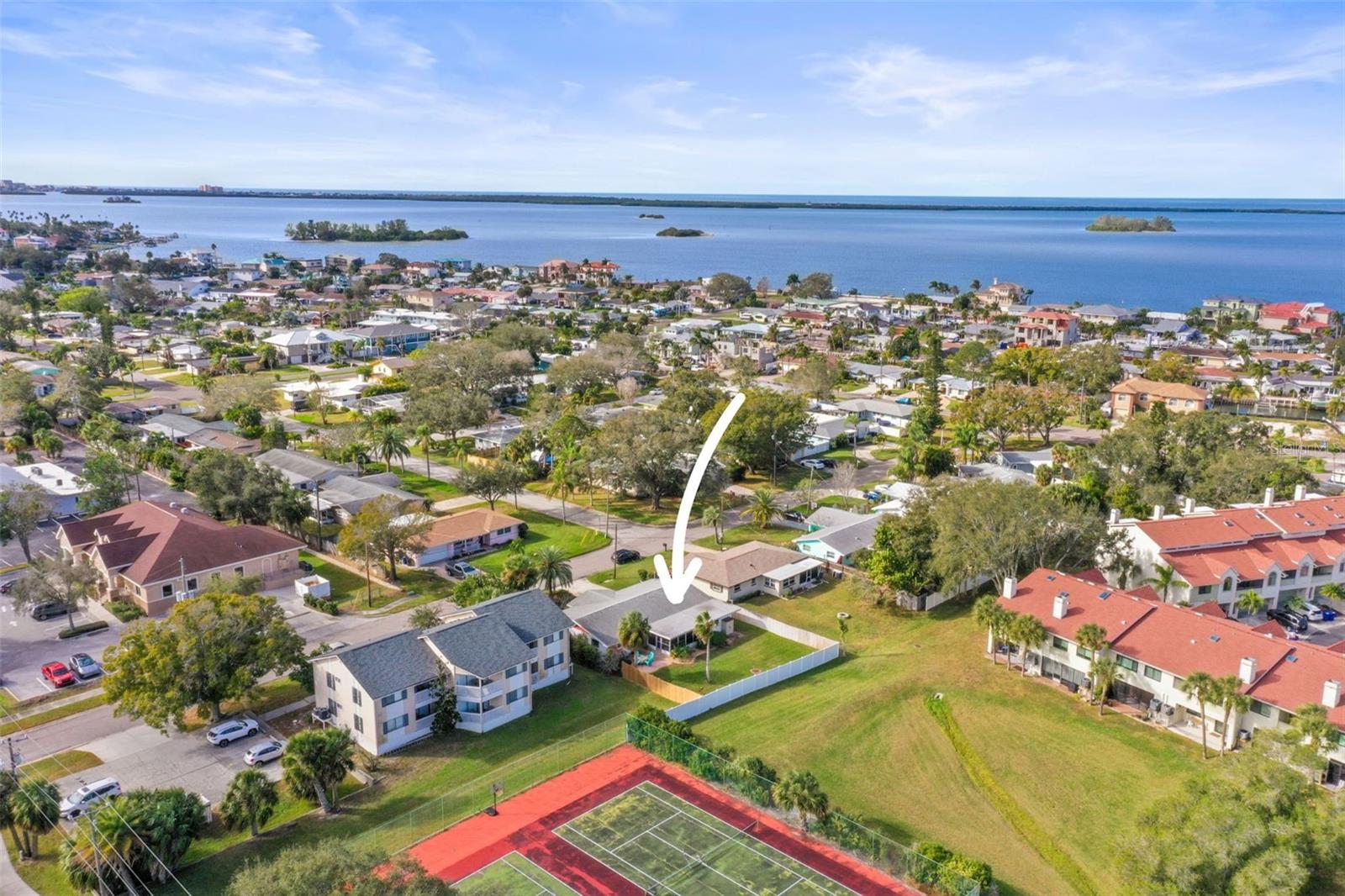 HARBOR VIEW VILLAS 1ST ADD - Residential