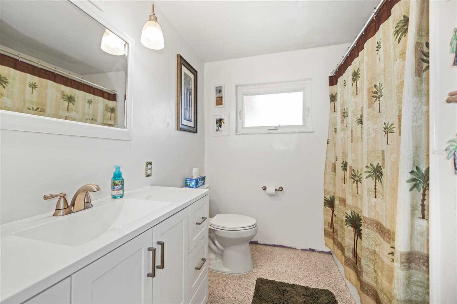 HARBOR VIEW VILLAS 1ST ADD - Residential