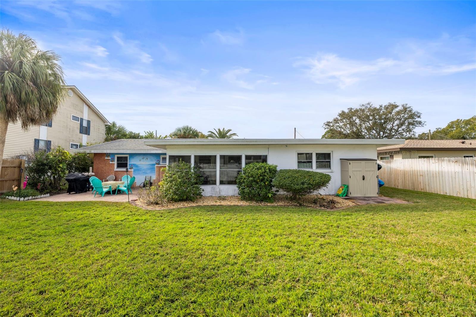 HARBOR VIEW VILLAS 1ST ADD - Residential