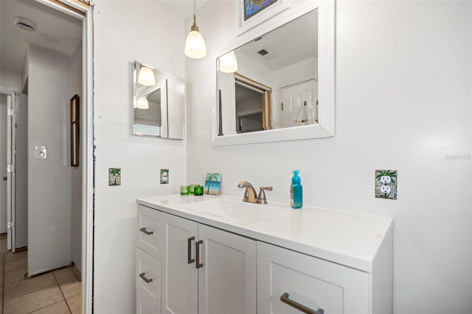 HARBOR VIEW VILLAS 1ST ADD - Residential