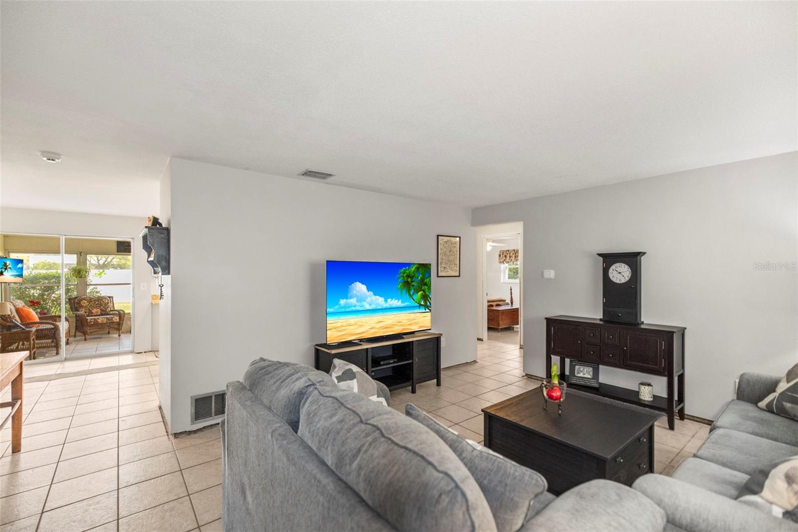 HARBOR VIEW VILLAS 1ST ADD - Residential