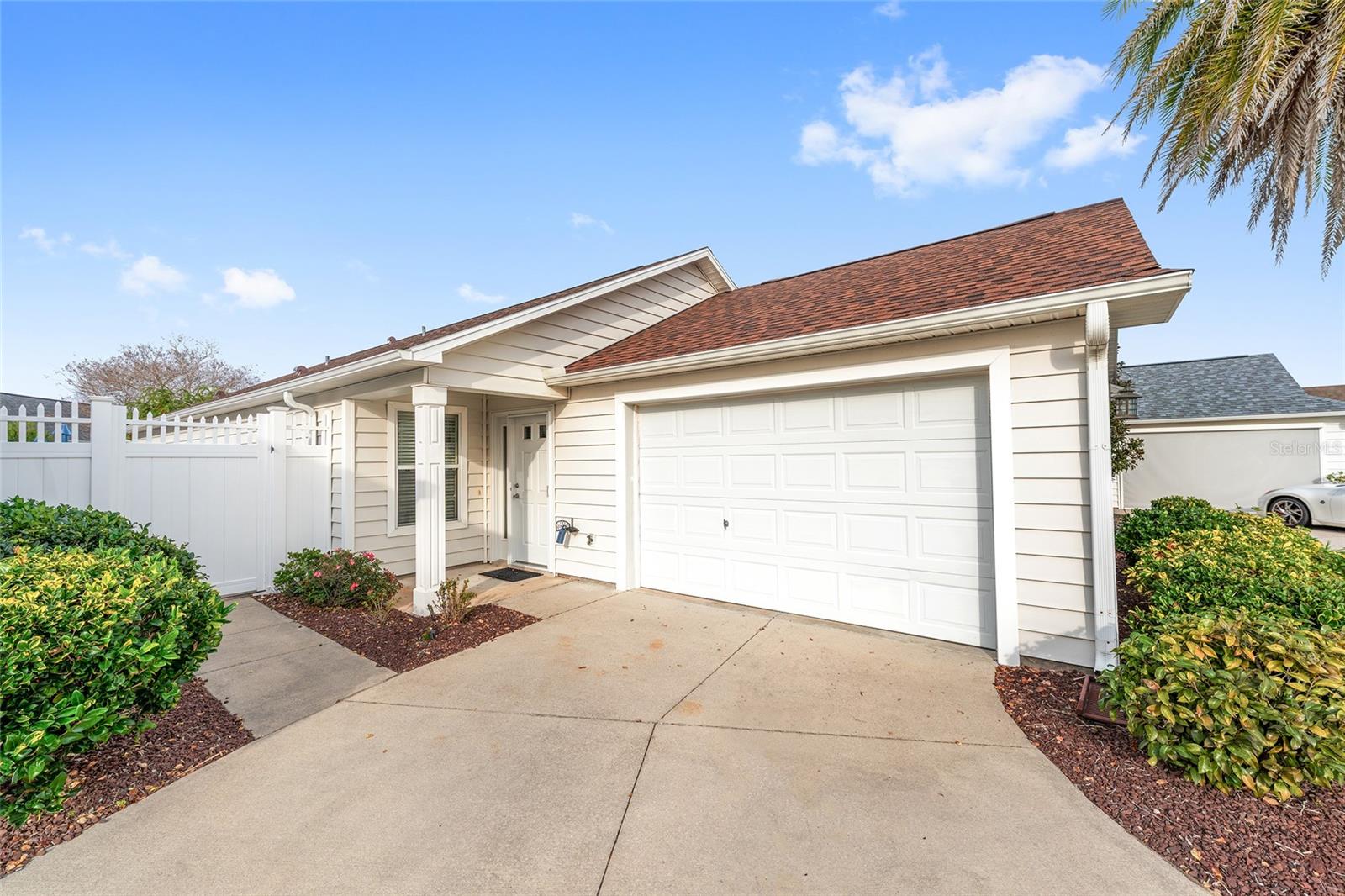 1762 MEADOWLARK AVENUE