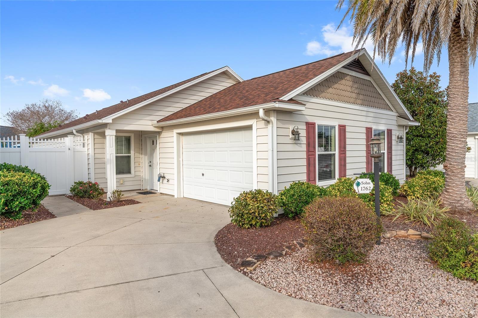 1762 MEADOWLARK AVENUE