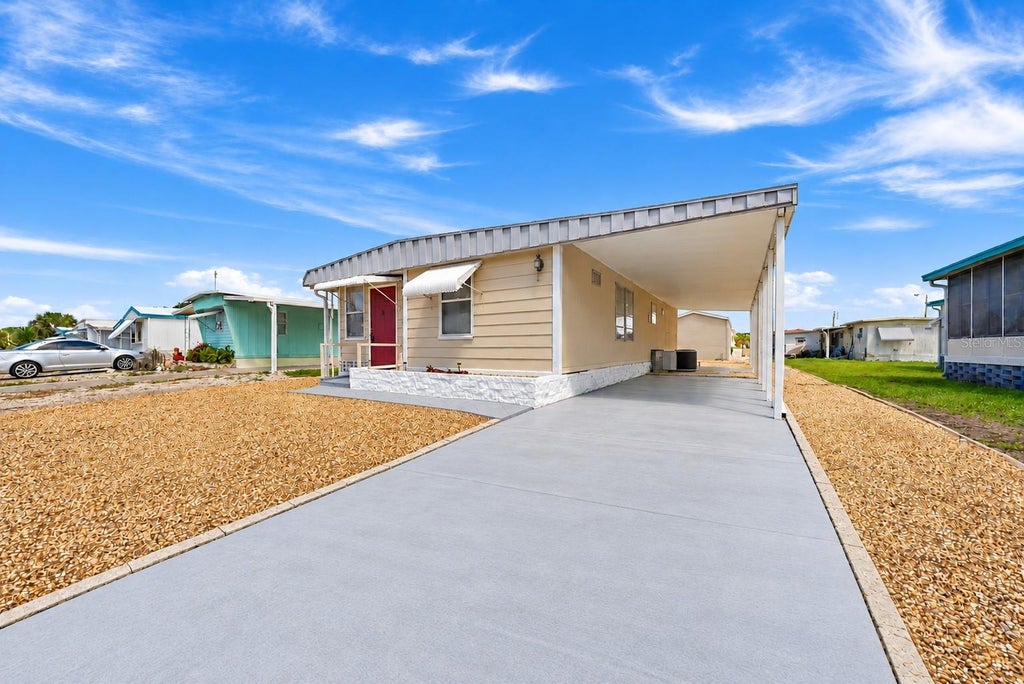 Photo of 12110 Pawnee Drive, Hudson, FL 34667 (MLS # W7889063)