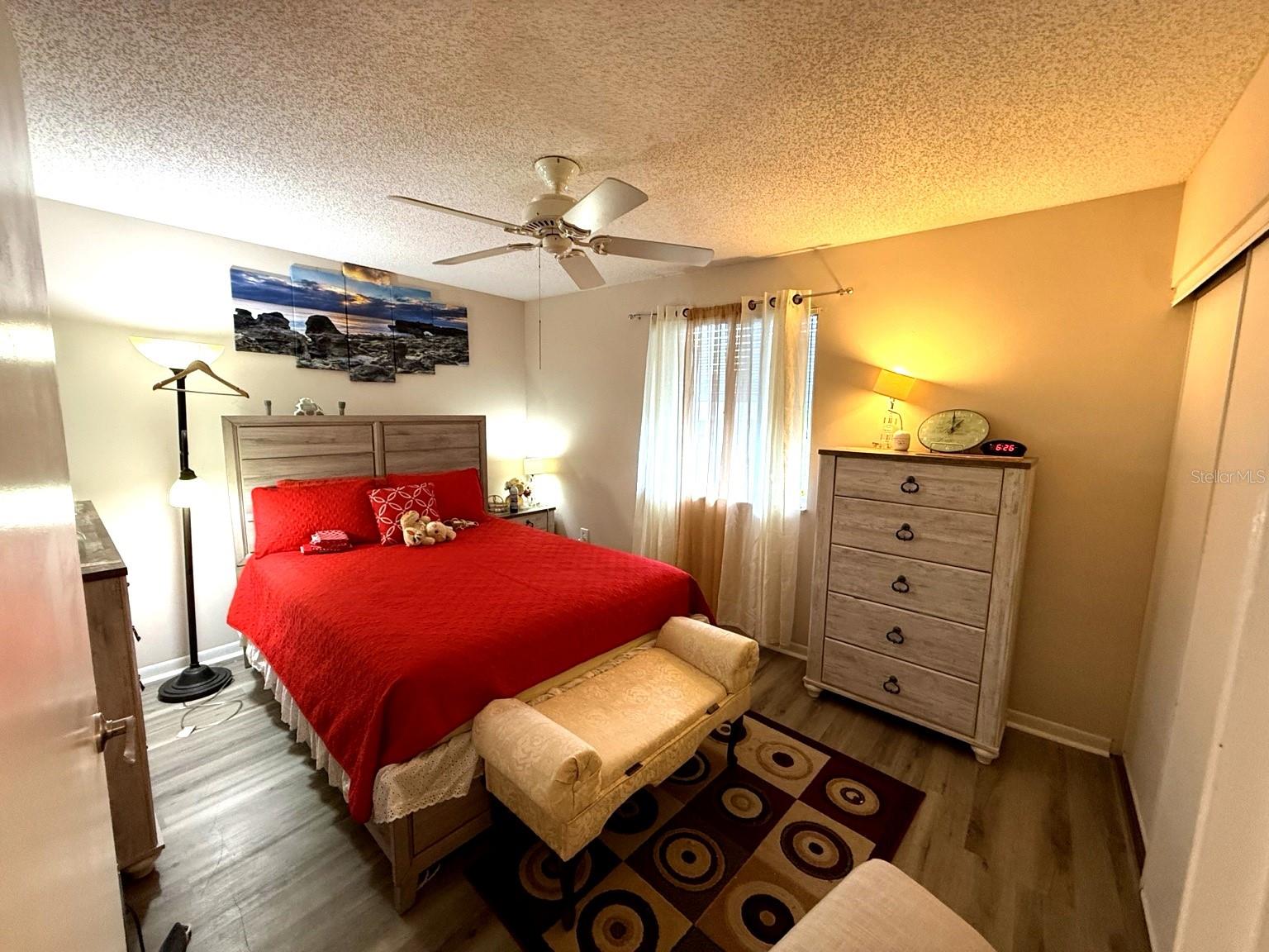 OAK RUN NBRHD 04 - Residential