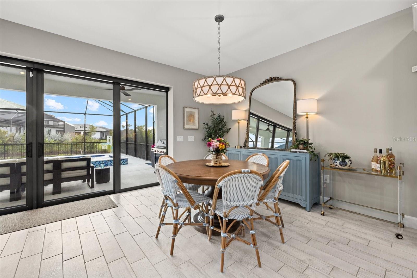 SAPPHIRE POINT PH IVA & IVB - Residential