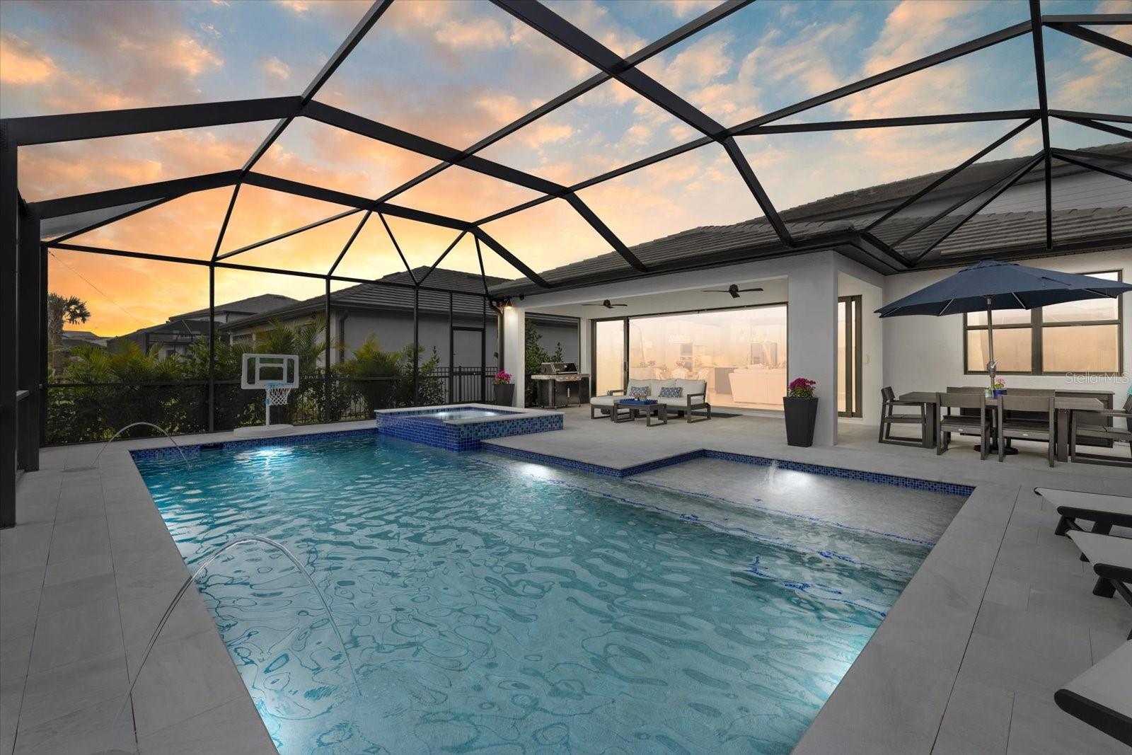 SAPPHIRE POINT PH IVA & IVB - Residential