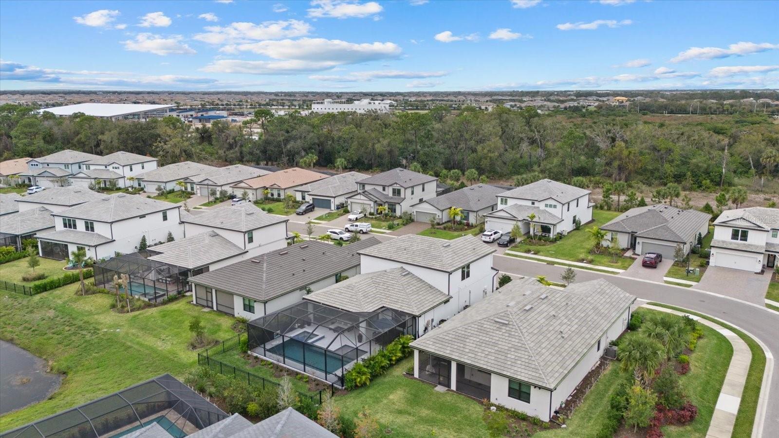 SAPPHIRE POINT PH IVA & IVB - Residential