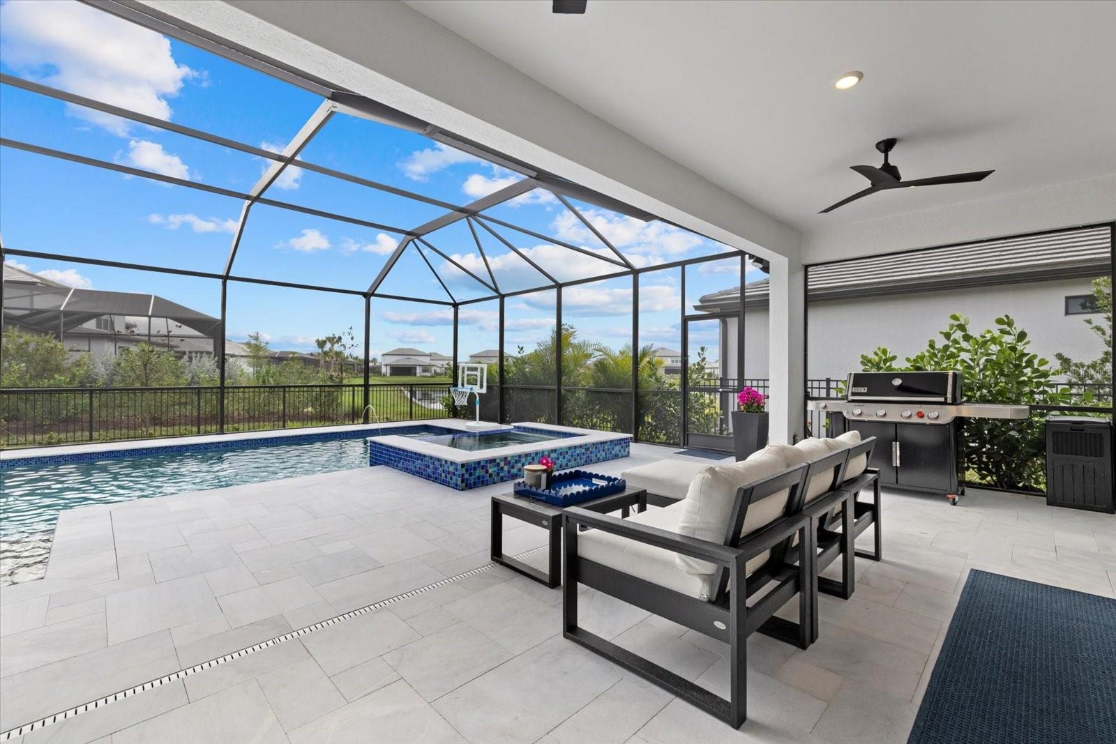 SAPPHIRE POINT PH IVA & IVB - Residential