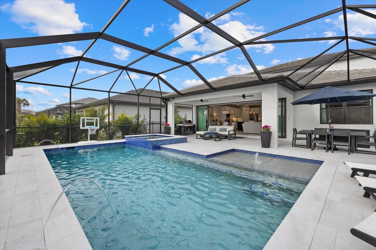 SAPPHIRE POINT PH IVA & IVB - Residential