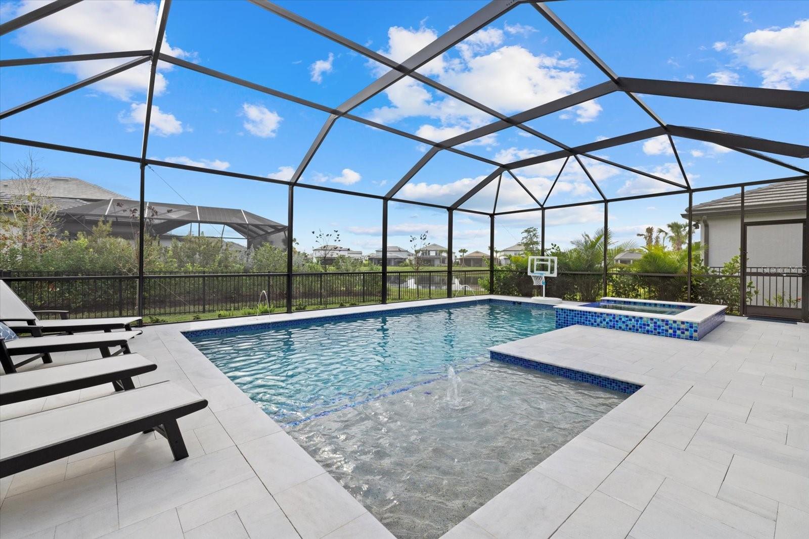 SAPPHIRE POINT PH IVA & IVB - Residential