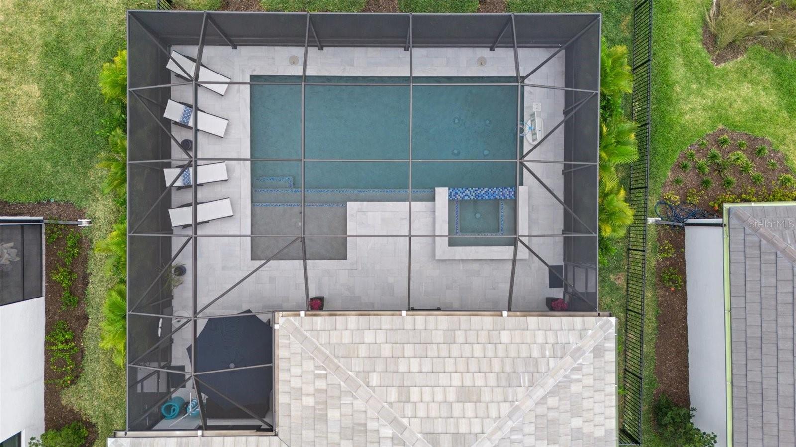 SAPPHIRE POINT PH IVA & IVB - Residential