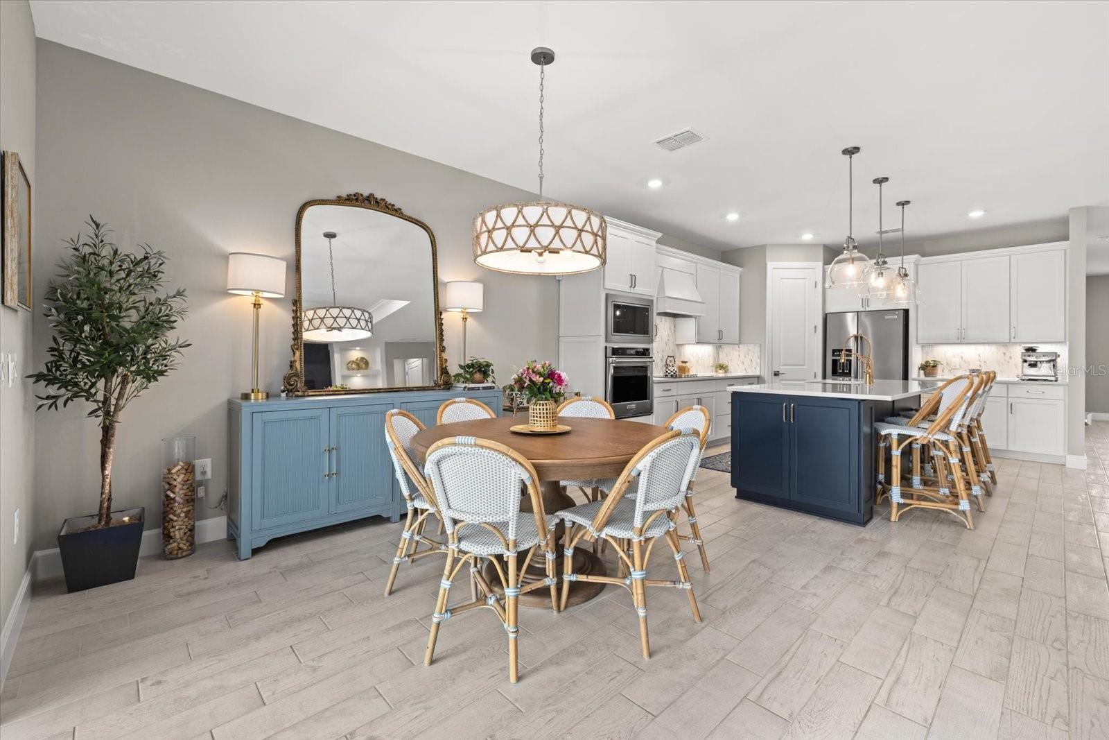 SAPPHIRE POINT PH IVA & IVB - Residential